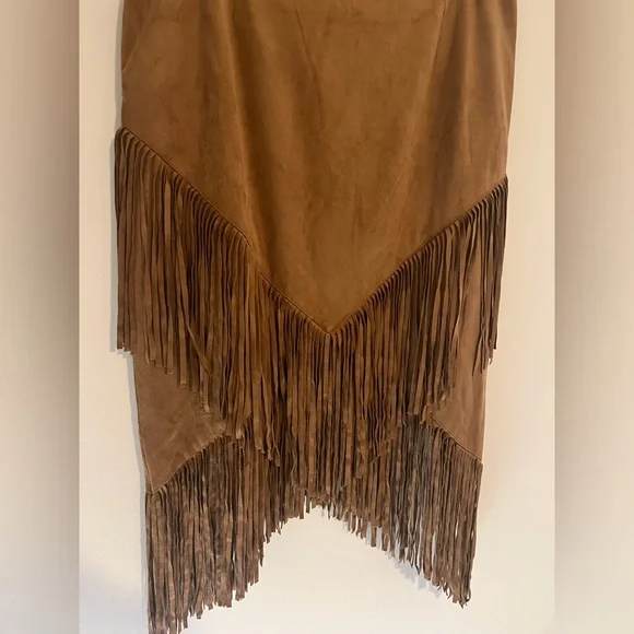 Chico’s - Faux-Suede Fringed Midi Skirt - Size 2 - Picture 3 of 8